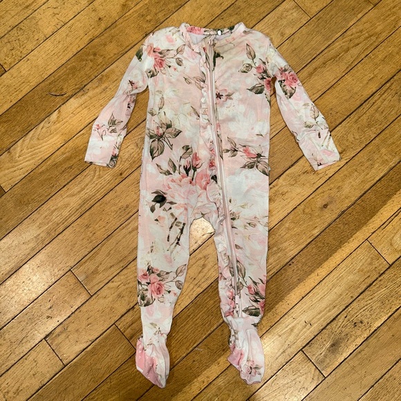 Baby Girl’s Posh Peanut floral long sleeve footie pajama onesie ruffle - Picture 1 of 3
